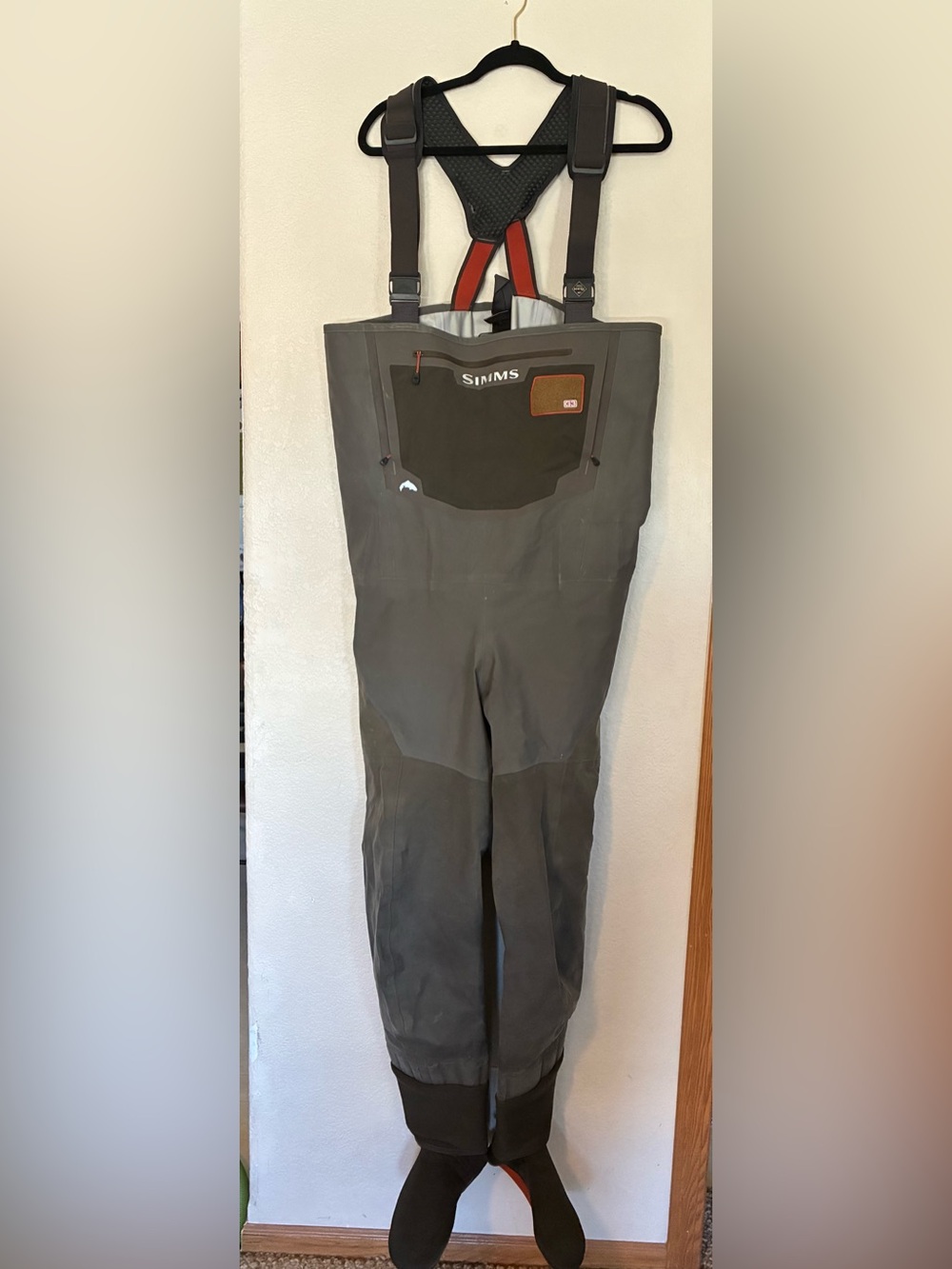 Simms G3 GORE-TEX Small/Medium Olive Green Fishing Chest Waders - Picture 6 of 6
